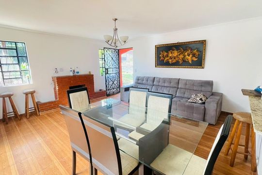 Sala de casa de condomínio para alugar com 3 quartos, 450m² em Parque Santo Afonso, Cotia