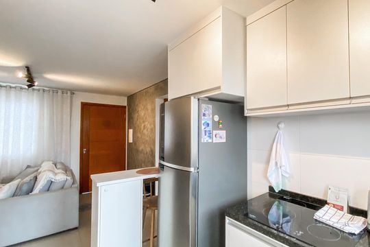 Cozinha de apartamento à venda com 2 quartos, 43m² em Vila Carrão, São Paulo