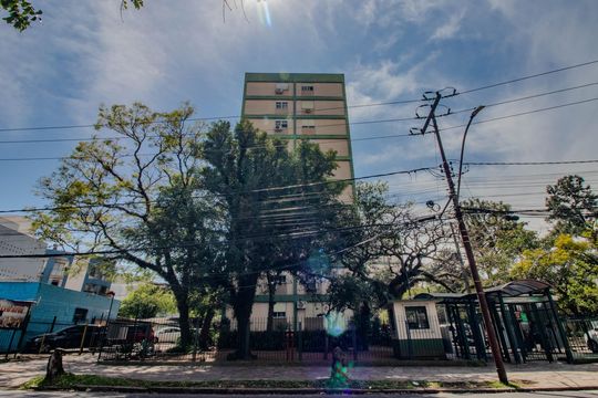 Fachada de apartamento à venda com 3 quartos, 77m² em Jardim Botânico, Porto Alegre