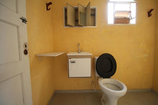 Banheiro de casa para alugar com 1 quarto, 50m² em Vila Sonia, São Paulo
