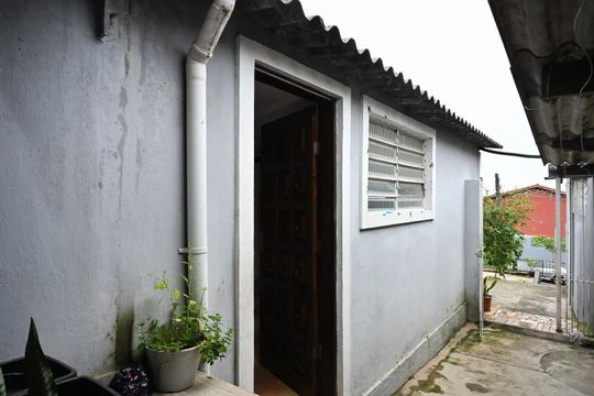 Entrada de casa para alugar com 1 quarto, 50m² em Vila Sonia, São Paulo