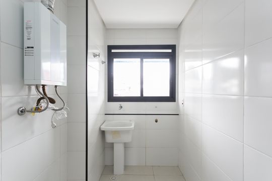 Área de Serviço  de apartamento à venda com 2 quartos, 47m² em Vila Rosaria, São Paulo
