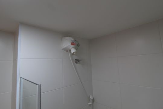 Banheiro de kitnet/studio para alugar com 1 quarto, 25m² em Vila Olímpia, São Paulo