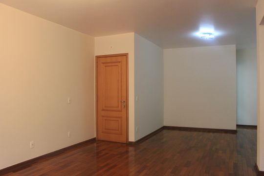 Sala de apartamento para alugar com 3 quartos, 150m² em Santa Paula, São Caetano do Sul