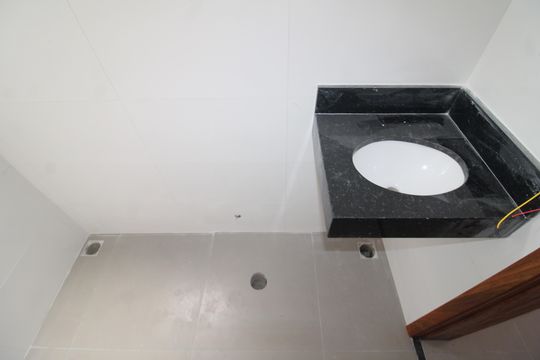 Banheiro de apartamento à venda com 2 quartos, 58m² em Imirim, São Paulo