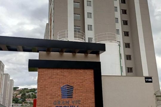 Fachada de apartamento para alugar com 2 quartos, 43m² em Chácara Contagem, Contagem