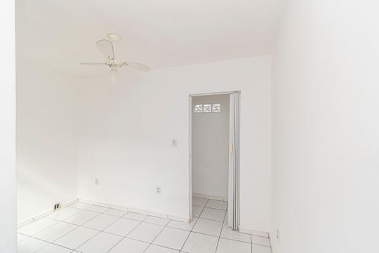 Quarto 3 (2º andar) de casa para alugar com 3 quartos, 122m² em Penha, Rio de Janeiro