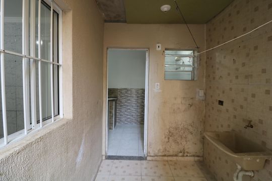 Área de Serviço de casa para alugar com 1 quarto, 32m² em Vila Rica, São Paulo