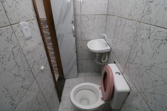 Banheiro de casa para alugar com 1 quarto, 32m² em Vila Rica, São Paulo