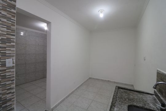 Sala/Cozinha de casa para alugar com 1 quarto, 32m² em Vila Rica, São Paulo