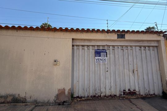 Casa à venda com 2 quartos, 400m² em Samambaia, Brasília
