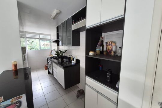 Cozinha/Área de serviço de apartamento à venda com 3 quartos, 69m² em Maceio, Niterói