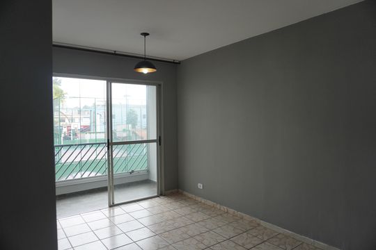 Apartamento para alugar com 3 quartos, 67m² em Jardim Itapemirim, São Paulo