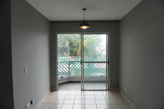 Apartamento para alugar com 3 quartos, 67m² em Jardim Itapemirim, São Paulo