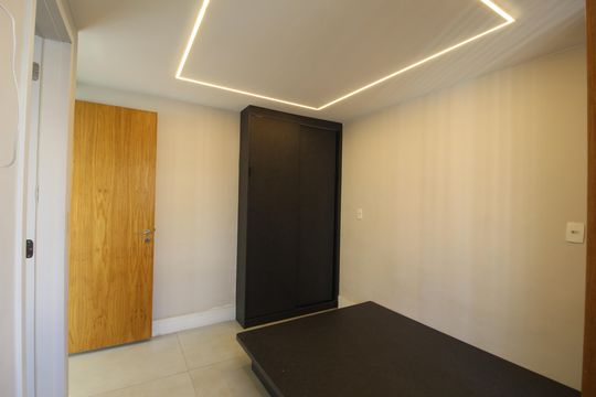 Quarto 3 de apartamento para alugar com 4 quartos, 221m² em Jacarepaguá, Rio de Janeiro