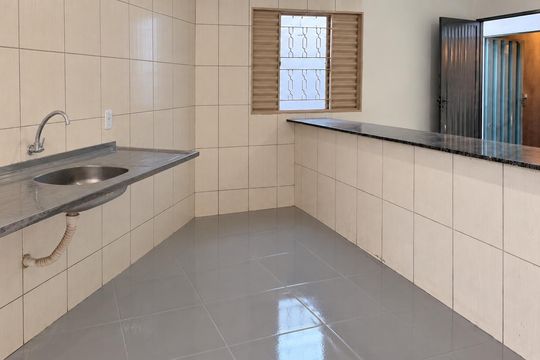 Sala/Cozinha de casa para alugar com 2 quartos, 100m² em Cidade Vera Cruz, Aparecida de Goiânia