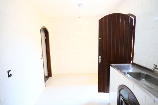 Cozinha de casa para alugar com 3 quartos, 120m² em Quitaúna, Osasco