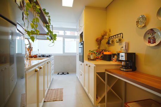 Cozinha de apartamento à venda com 2 quartos, 87m² em Auxiliadora, Porto Alegre