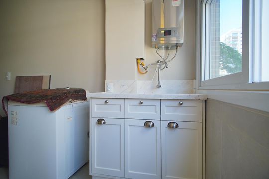 Área de Serviço de apartamento à venda com 2 quartos, 87m² em Auxiliadora, Porto Alegre