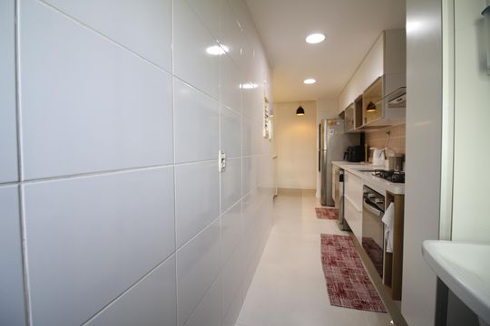 Cozinha de apartamento à venda com 4 quartos, 102m² em Barra Olímpica, Rio de Janeiro