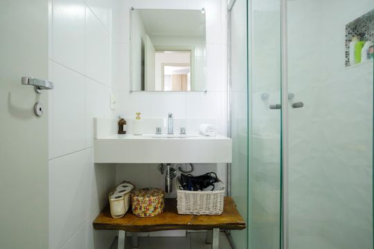 Banheiro de apartamento para alugar com 2 quartos, 68m² em Centro, São Caetano do Sul
