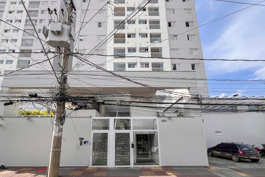 Fachada + plaquinha de apartamento para alugar com 2 quartos, 68m² em Centro, São Caetano do Sul