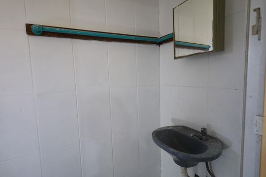 Banheiro de casa para alugar com 1 quarto, 40m² em Quitaúna, Osasco