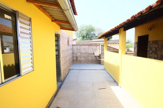 Área de Serviço de casa para alugar com 1 quarto, 40m² em Quitaúna, Osasco