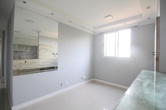 Apartamento para alugar com 2 quartos, 42m² em Vila Pirajussara, São Paulo