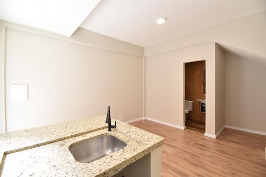 Studio de kitnet/studio para alugar com 1 quarto, 38m² em Bacacheri, Curitiba