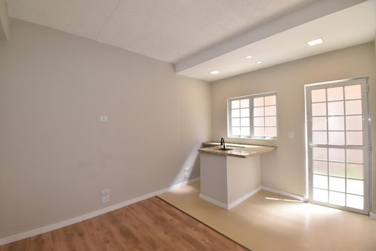Studio de kitnet/studio para alugar com 1 quarto, 38m² em Bacacheri, Curitiba