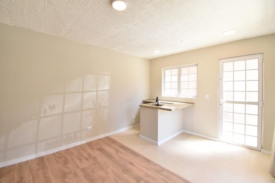 Studio de kitnet/studio para alugar com 1 quarto, 38m² em Bacacheri, Curitiba