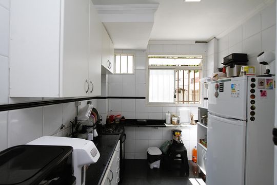 Cozinha de apartamento à venda com 3 quartos, 71m² em Caiçara-adelaide, Belo Horizonte