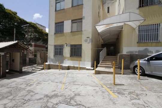 vaga de garagem  de apartamento à venda com 3 quartos, 71m² em Caiçara-adelaide, Belo Horizonte
