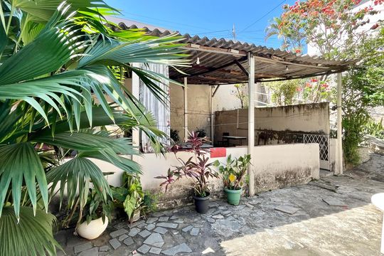 Casa à venda com 5 quartos, 300m² em União, Belo Horizonte