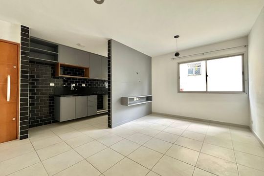 Apartamento à venda com 2 quartos, 50m² em Vila Guarani, São Paulo