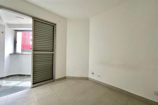 Quarto 2 de apartamento à venda com 2 quartos, 50m² em Vila Guarani, São Paulo