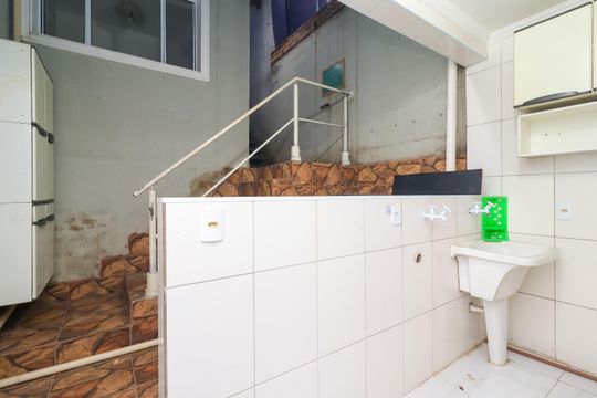 Área de Serviço de casa à venda com 3 quartos, 119m² em Vila Carmosina, São Paulo