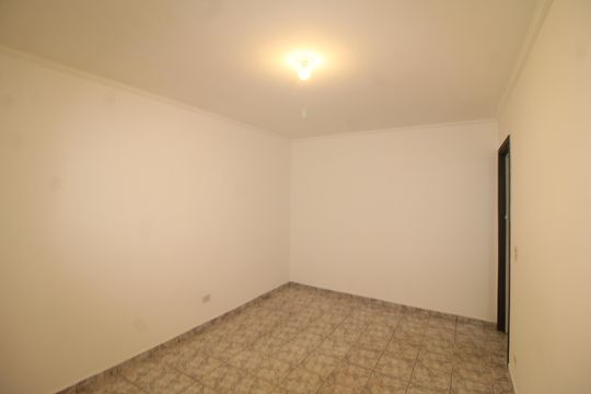 Quarto 1 de casa para alugar com 1 quarto, 70m² em Vila Santa Maria, São Paulo