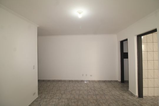Casa para alugar com 1 quarto, 70m² em Vila Santa Maria, São Paulo