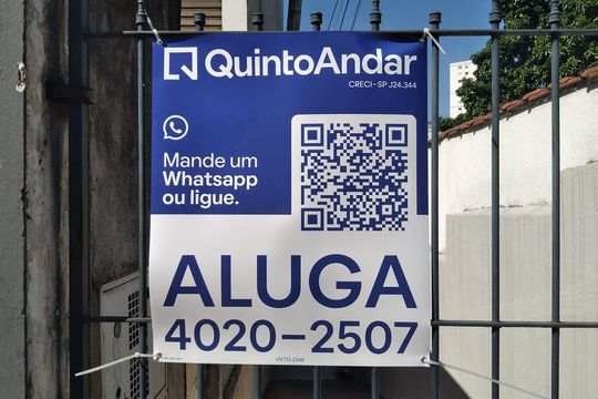 Fachada de casa para alugar com 1 quarto, 70m² em Vila Santa Maria, São Paulo