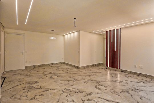Apartamento para alugar com 2 quartos, 86m² em City América, São Paulo