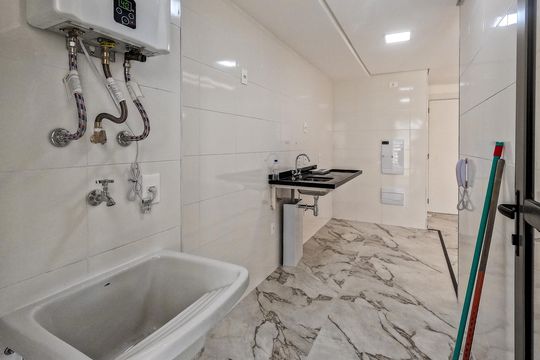 Apartamento para alugar com 2 quartos, 86m² em City América, São Paulo