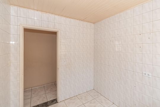 Cozinha  de casa à venda com 2 quartos, 80m² em Parque Ortolândia, Hortolândia
