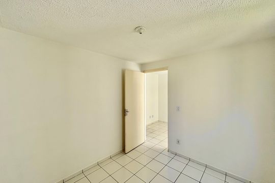 Quarto 1 de apartamento à venda com 2 quartos, 45m² em Conjunto Residencial José Bonifácio, São Paulo