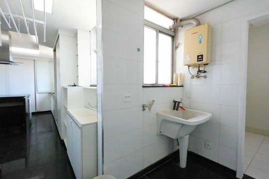 Área de Serviço de apartamento para alugar com 4 quartos, 160m² em Gutierrez, Belo Horizonte