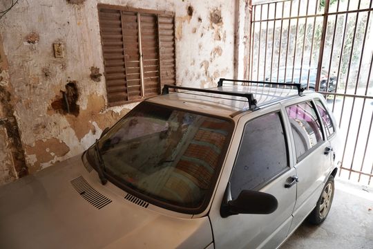 Garagem de casa à venda com 8 quartos, 200m² em Aparecida, Belo Horizonte