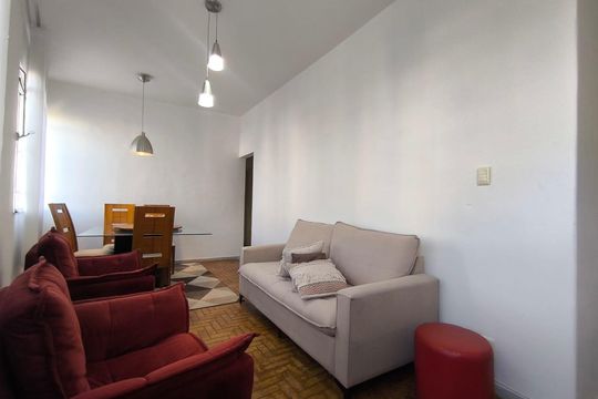 Sala de apartamento à venda com 3 quartos, 95m² em Alto Barroca, Belo Horizonte
