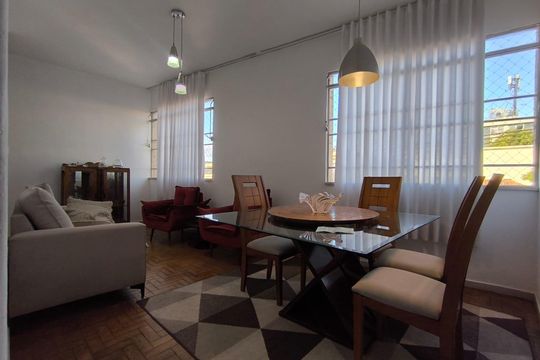 Sala de apartamento à venda com 3 quartos, 95m² em Alto Barroca, Belo Horizonte