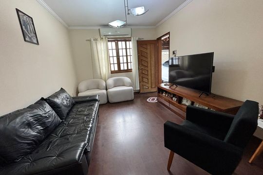 Sala de casa para alugar com 2 quartos, 175m² em Parque Residencial Jundiaí, Jundiaí